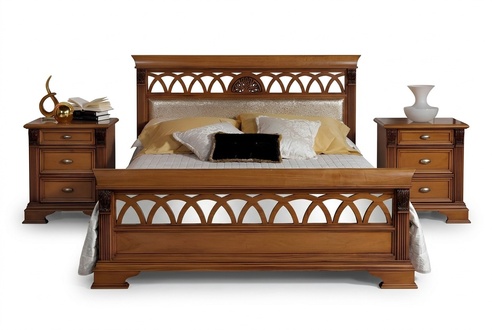 Country style classic bedroom set of made of real wood massive double bed for marriage couple & 2x-bedside tables