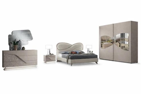 Bedroom Set 5 pieces Luxury Bed 2x Bedside Table Chest of Drawers Wardrobe Wood New