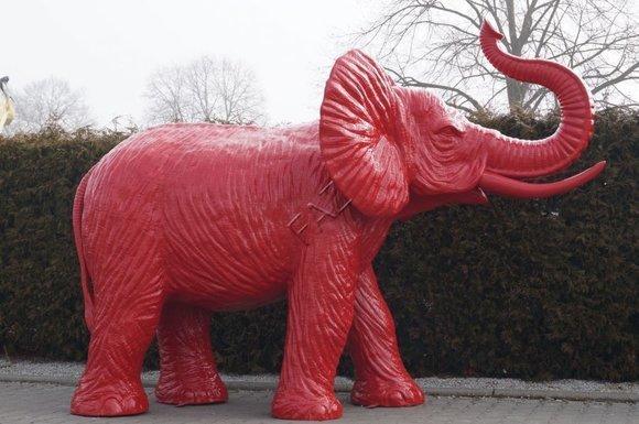 Full red painted decorative massive cow figure sculpture 330 cm length XXL