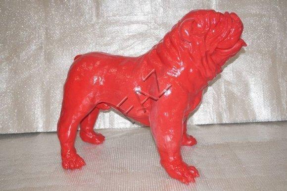 Full red colored garden decorative sculpture of gloss dog figure73x92 cm