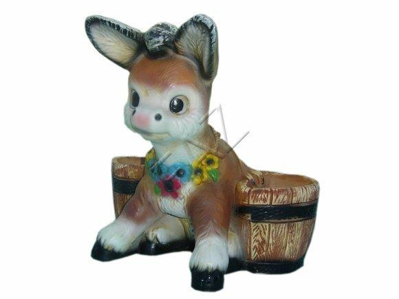 Decorative sculpture designed as gloss sitting foal with bowls 40x40x36cm