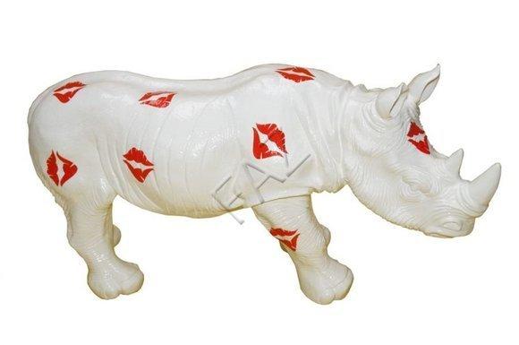 Full white colored massive rhino figure with kisses patterns decorative sculpture