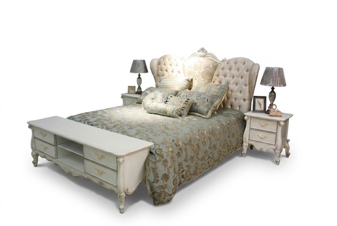 Baroque style made of real wooden massive double bed chesterfield design