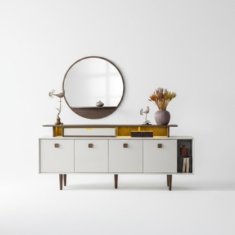 Console with mirror beauty and geometry of shapes