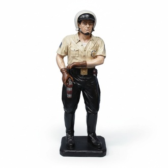 American policeman figure decorative standing sculpture 105cm
