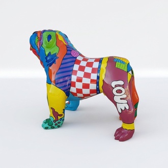 Decorative sculpture designed as a gloss dog in comics art patterns 72x90 cm