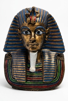Ancient egyptian deco figure of a colorful tutankhamun pharaoh 36cm