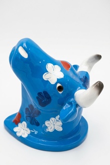 Decorative sculpture designed as gloss blue colored cow head 65cm length