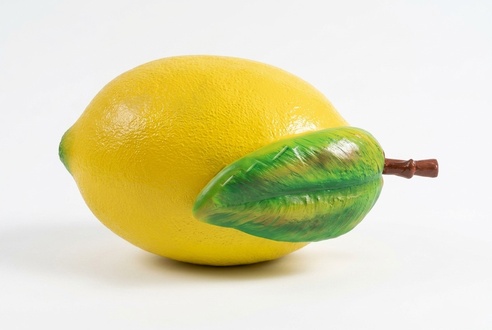 Full yellow original colored decorative limon figure 70x38cm b410