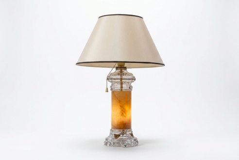 Design classic style shade decorative table lamp made of acrylic, 58cm high