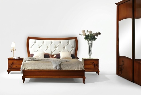 Luxurious 3 Piece Bedroom Set Bedside Mug Group Bed Set Double