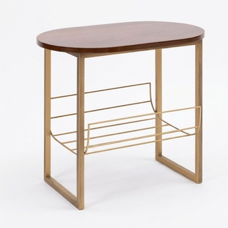 Modern side table – stylish, compact, and versatile in use