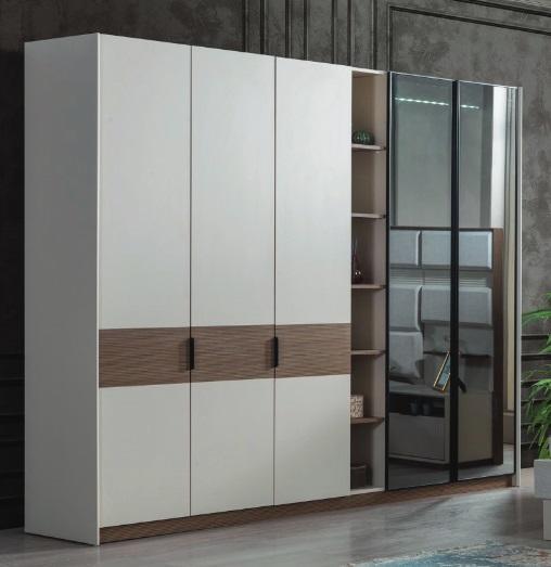 White bedroom wardrobe Luxury modern wardrobe with sliding doors